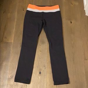 Black lululemon wide leg size 10 leggings